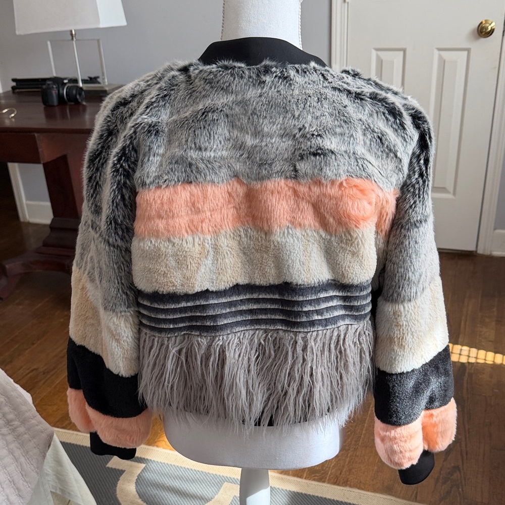 Young Fabulous & Broke Faux Fur Jacket NWT Size S/M ❤️ - Picture 2 of 8